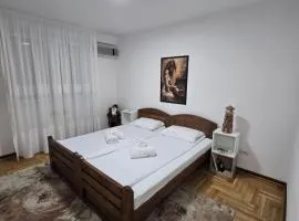 Stan na dan Centar Čačak