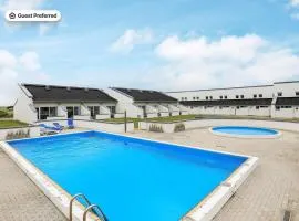 6 person holiday home in Brovst-By Traum