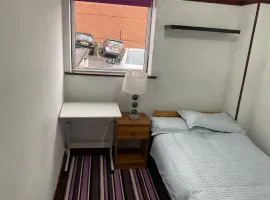 Tidy room in Nottingham