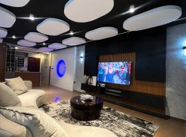 Luxury 3-Bedroom Home in Maitama Abuja, hotel en Abuja