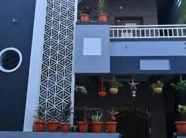 Khushi's Paradise Villa hampi