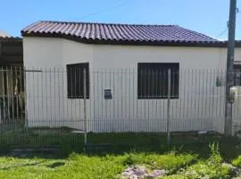 Casa completa proximo a FURG