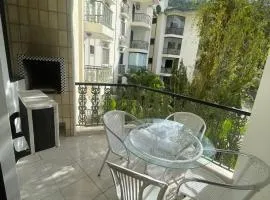 Toninhas - Condomínio Wembley Tênis F201