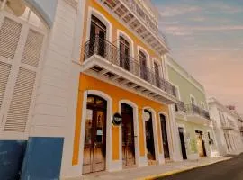 Spanish Mansion 4BD Penthouse - Perfect For Family Group