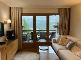 5 personnes, 2Pieces exceptionnel havre de détente et de confort, immense terrasse, vue incroyable, Tout pédestre, à 10m du funiculaire, parking