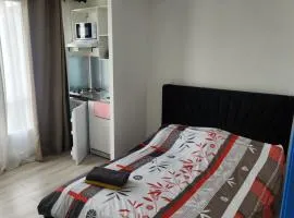 1 chambre meublé avec cuisine privé métro 7 la Courneuve