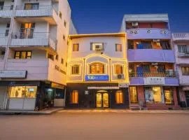 FabExpress Lloyds Inn I - Nr Korea Embassy, Royapettah