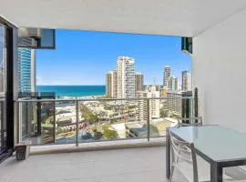 Circle on Cavill - Hosted by Coastal Letting Co.