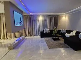 Villa De Luna in Avondale, Lomagundi Road