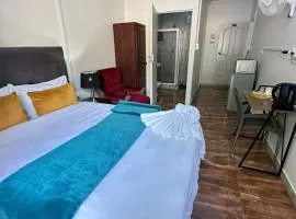 Creekside Guest House Middelburg