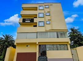 Super Collection O Mourigram Near Andul Road, ξενοδοχείο τριών αστέρων σε Sānkrāil