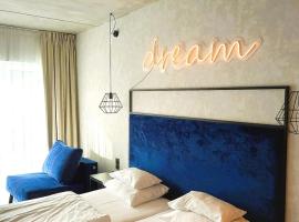 Czarna Góra- Biała Perła z mini aneksem - 403, hotel in Sienna