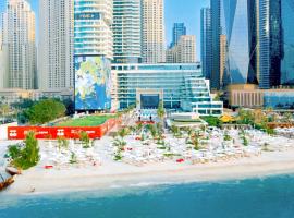 FIVE LUXE, cheap hotel in Dubai