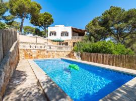 Villa Escaletas, Hotel in Cala Santanyi