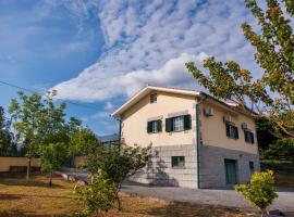Casa Belavista no Geres by In'Canto Property Management, hotel en Ponte da Barca