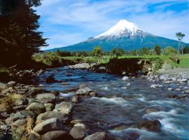 Egmont Eco Leisure Park & Backpackers, hotelli kohteessa New Plymouth