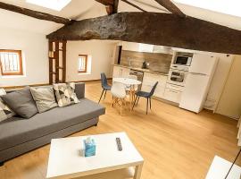 Viesnīca L 'Écrin de Trévoux 3 Chambres confort ventilées pilsētā Trevū