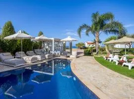 Azzuro Villa with private pool by Estia