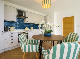 Highfields House Spinny Hill Northampton, hotel in Spinney Hill