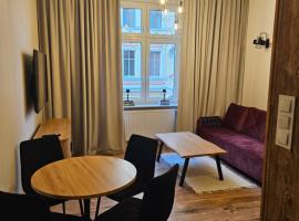 Apartament z antresolą Stare Miasto, מלון בקלודזקו