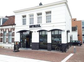 Room in the center of Enschede, hotel v destinaci Enschede