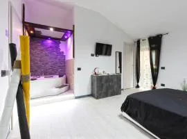 Oasi di Edo e Memy - B&B, hot tub, sauna, A-C, near city center