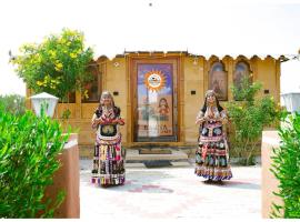 Barna desert camp jaisalmer, luxury tent in Kūri
