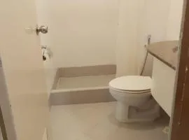 Albergo Hotel Unit near Wright Park, The Mansion, Minesview & Botanical Garden