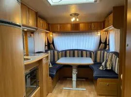 Aurora Caravan Near Bergen - NO shower