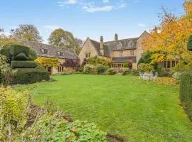 10 Bed in Broadway oc-p33571