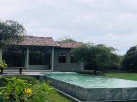 Wild loch yala, hotel met hottubs in Tissamaharama