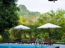The Valley Lodge Trang An