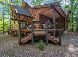 Silverbrook - 2 king suites - surrounded by trees, hotel en Stephens Gap