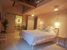 Mera Luxe Wellness B&B, Adults Only, Ibiza-Bohemian Style Suites, optional Prive Outdoor Wellness, Massage, Vuurkorf, Gratis fles fles Wijn-Bubbels, Hotel mit Whirlpools in America
