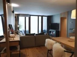 Isard Homes by Select Rentals