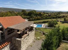 Lovely Home In Donji Bitelic