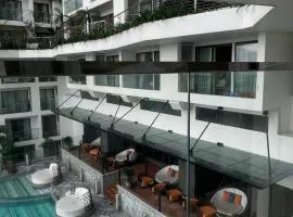 Yang Apec Mandala Home