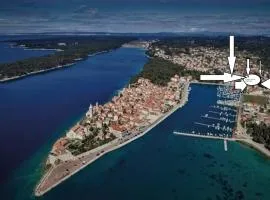 Mile Ferienhaus-excellent location close to Rab