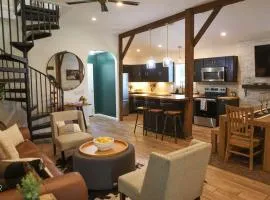 The Horse Carriage 2 Miles From Foxwoods Casino