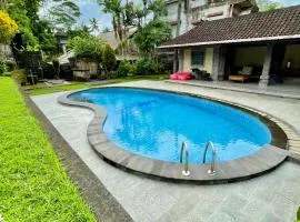 Puri Tirta Ubud Guest House