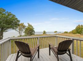 Scenic Shores, Your Front Row Seat to Lake Michigan Sunsets, ξενοδοχείο σε Rothbury