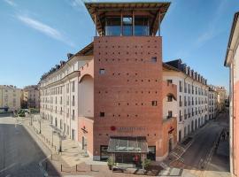 NH Collection Torino Santo Stefano، فندق في تورينو
