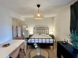 Wehntalerstrasse 580, 8046 Zürich, Switzerland