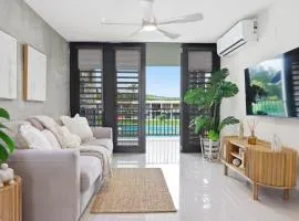 Villa Layka Beach House at Playas del Yunque