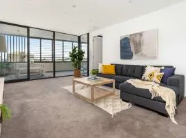 Worth - Happy Honeysuckle - Free Internet