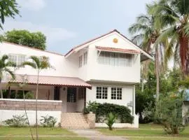 Casa Kitesurf - 1 Min a Playa, Pool, BBQ