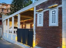 BrickHouse Kandy