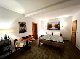 Haus am See mit Badestelle，位于Franzensberg的酒店