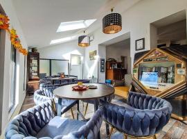 Zs&uacute;rterasz Vend&eacute;gh&aacute;z, habitaci&oacute;n en casa particular en Etyek