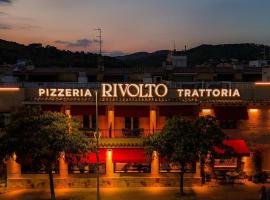 Hotel Boutique - Rivolto Rooms, ξενοδοχείο στη Σάντα Σουζάνα